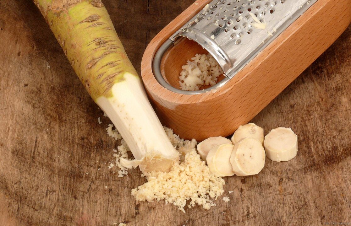 Grated horseradish root for the preparation of a medicinal rub for lumbar osteochondrosis